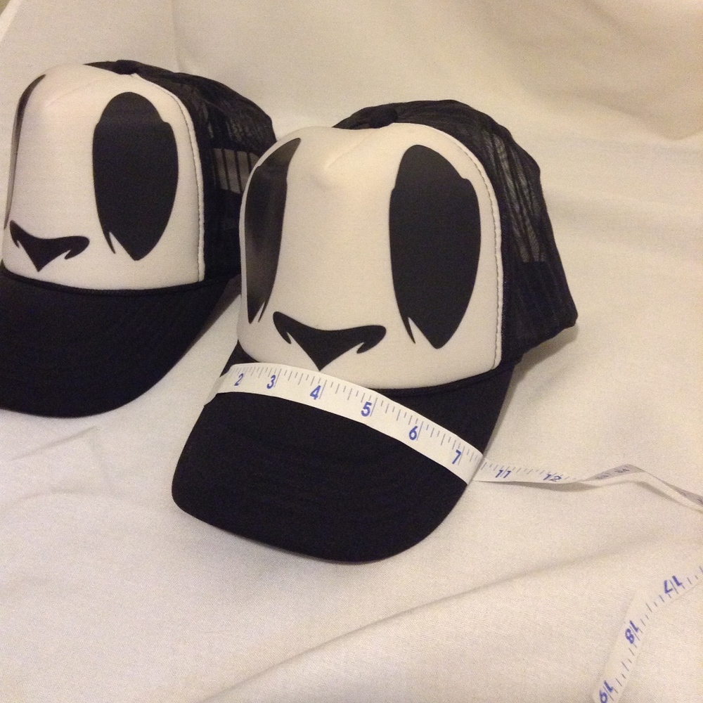 Trucker Snap Back Hat Eyes Nose White Black NEW - Picture 4 of 8